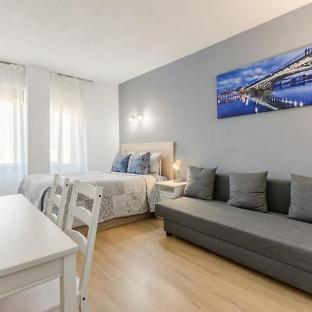 Apartament Hispalis Triana إشبيلية المظهر الخارجي الصورة