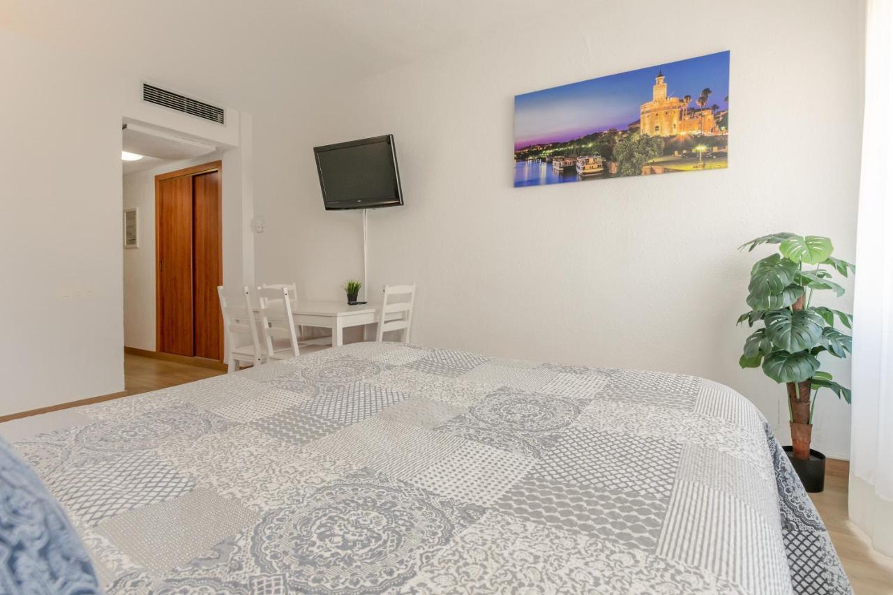 Apartament Hispalis Triana إشبيلية المظهر الخارجي الصورة