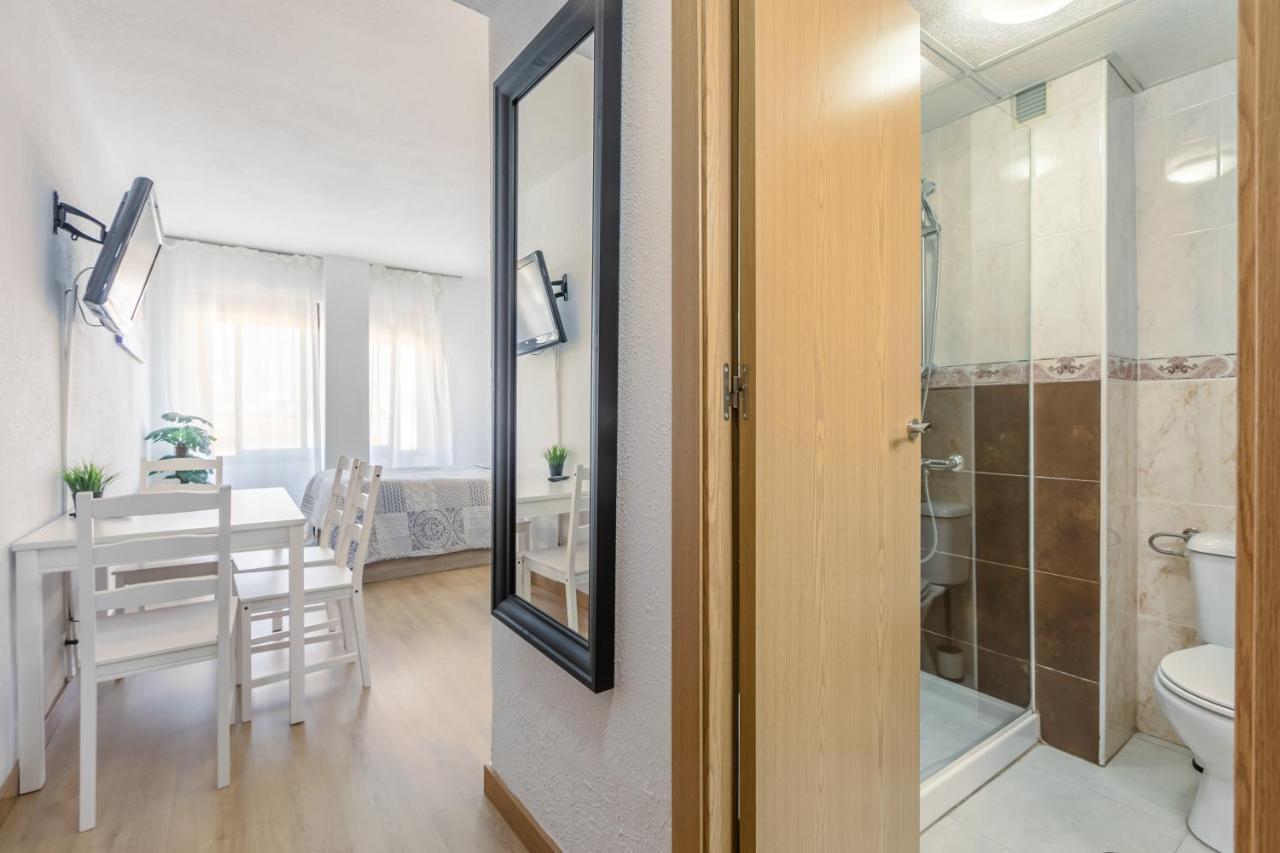 Apartament Hispalis Triana إشبيلية المظهر الخارجي الصورة